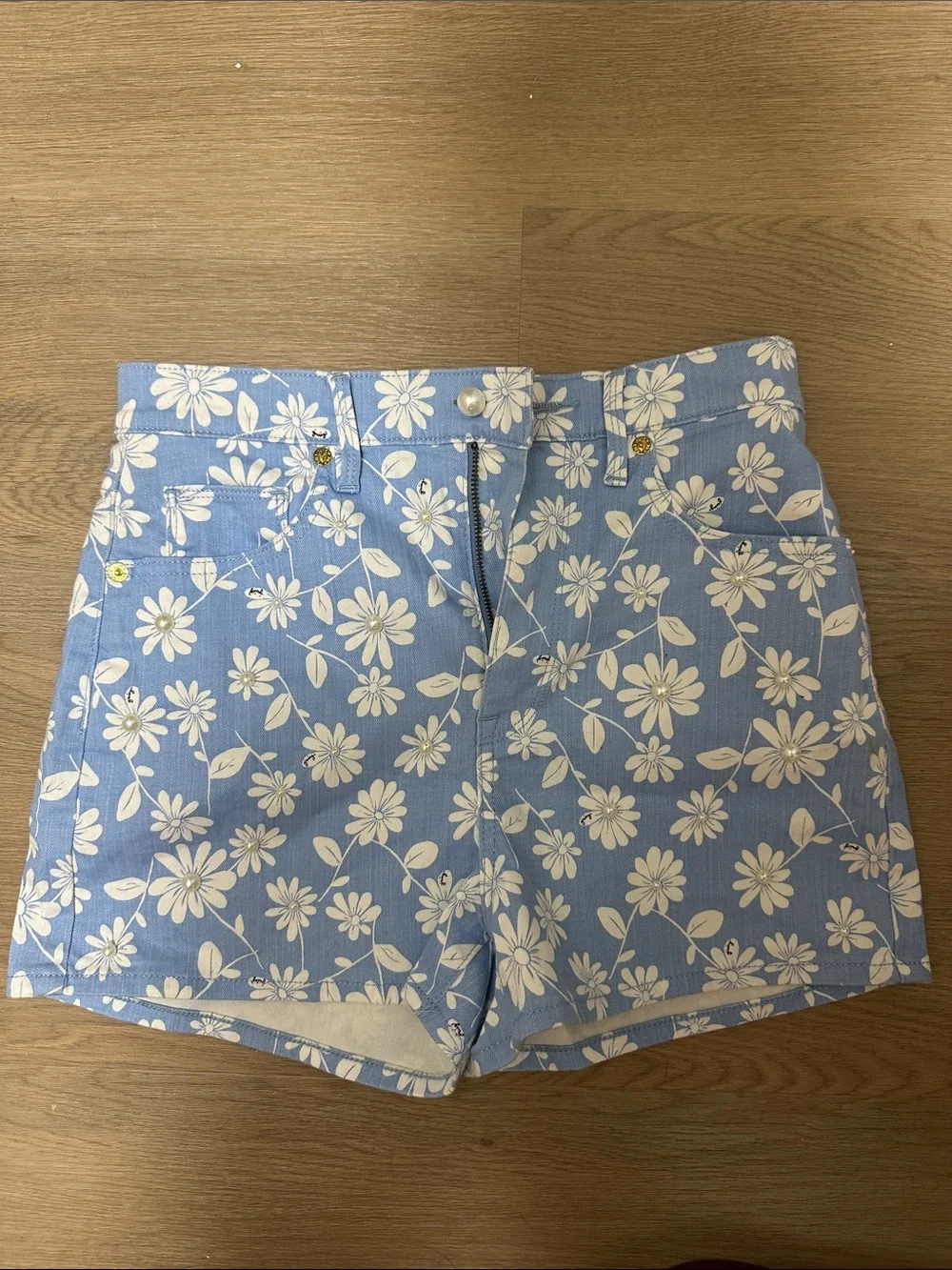 Juicy Couture Daisy Shorts